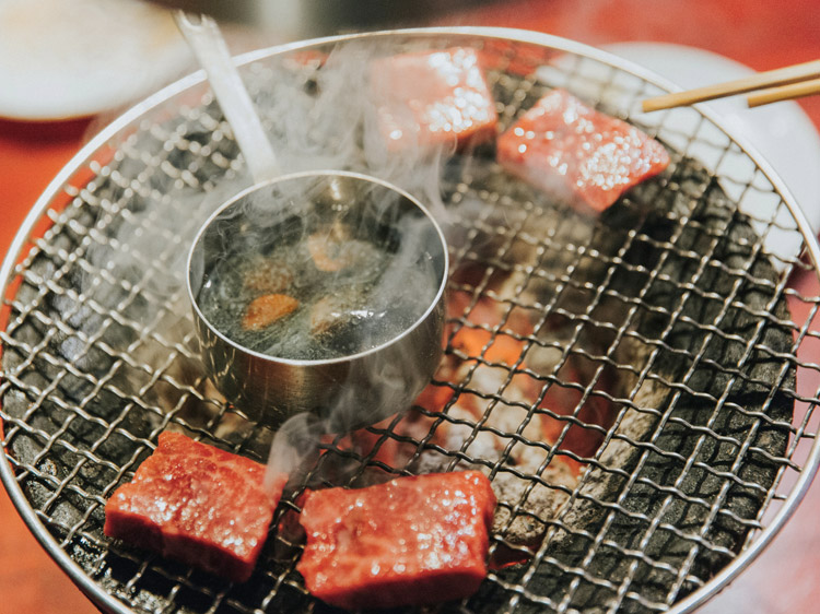 焼肉にくがとう 人形町本店 - 人形町駅/焼肉・ホルモン【ふるなび